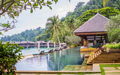 Image for 4. Beach lovers in Malaysia