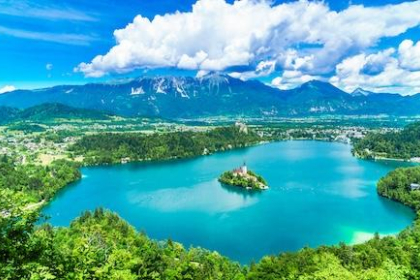 The top 5 best luxury health and wellbeing hotels and retreats in Slovenia. Leading platform in Luxury Health and Wellbeing holidays PureandCure. Expert advice · Best offers