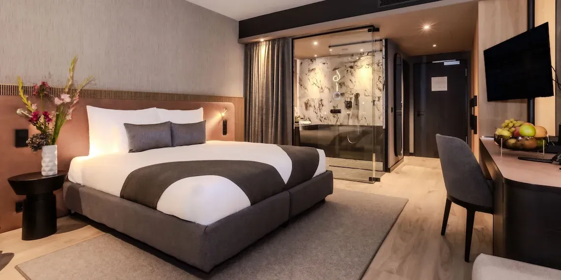 hotel room