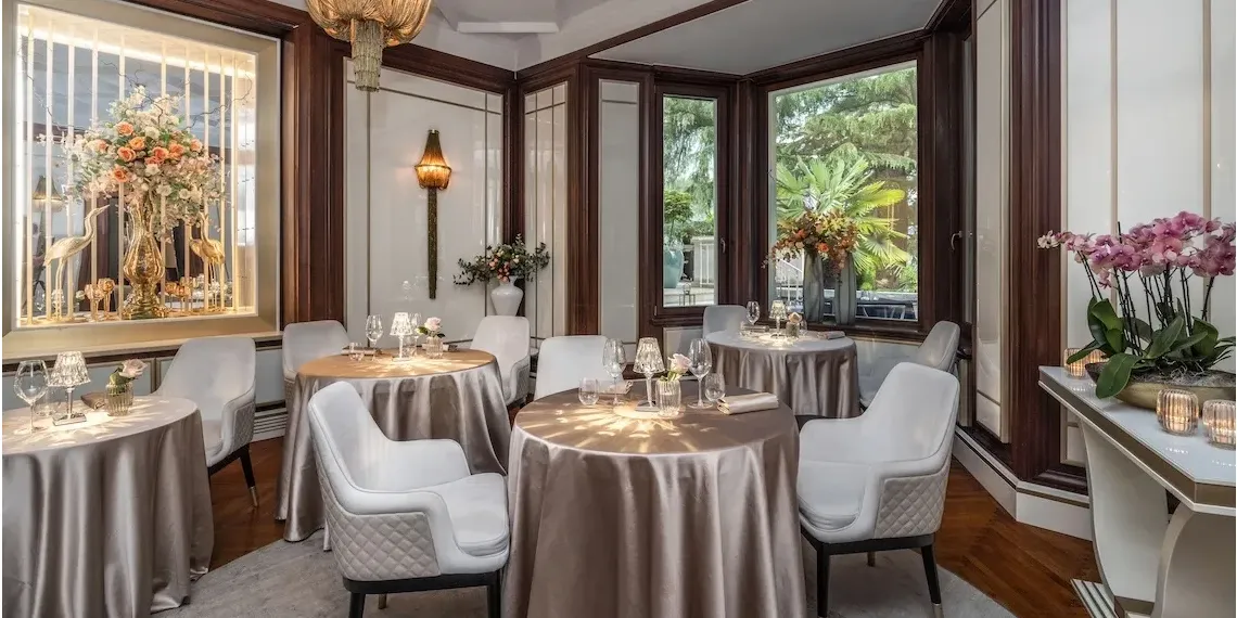 tasting room