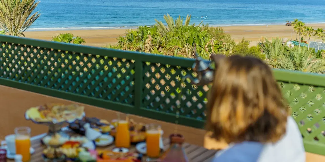 breakfast with seaview