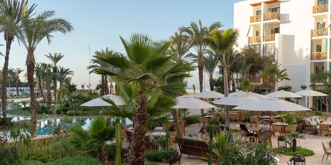 outdoor facade with lounges at the pool