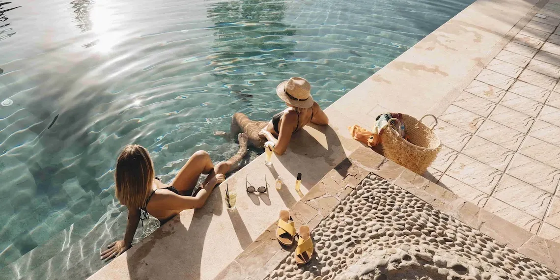 pool