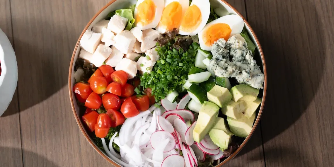 healthy meal with vegetable and egg