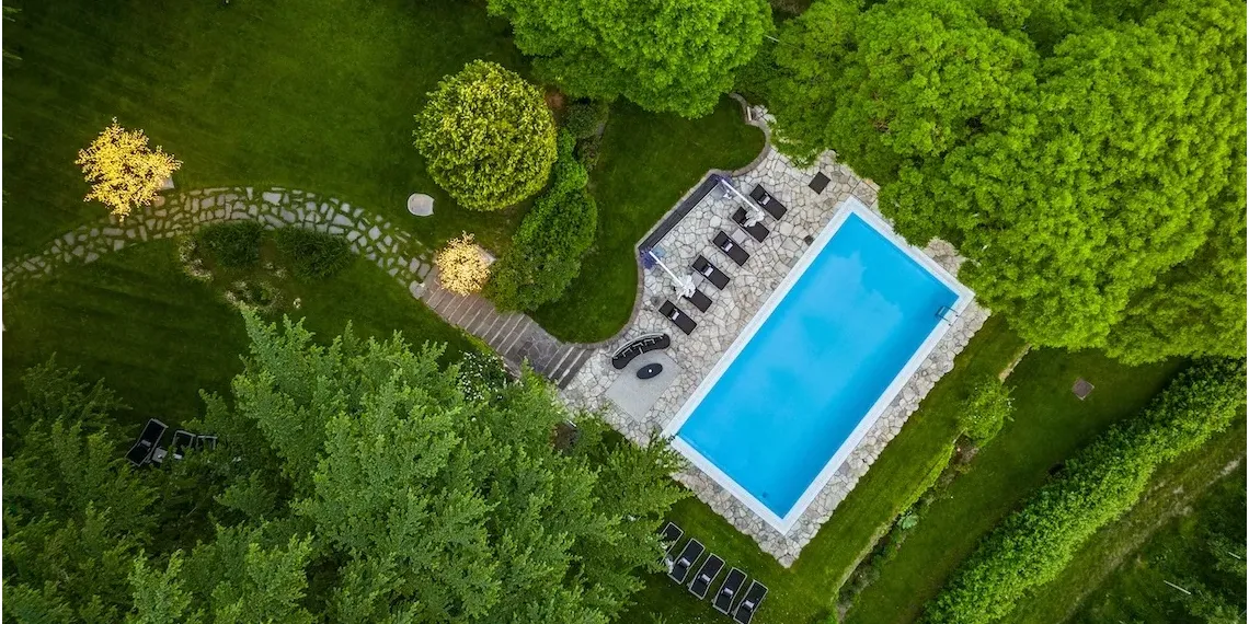 pool