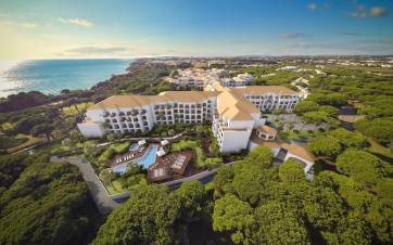 Pine Cliffs Ocean Suites