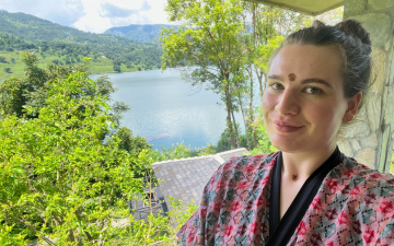 Review: Claudia in India & Nepal